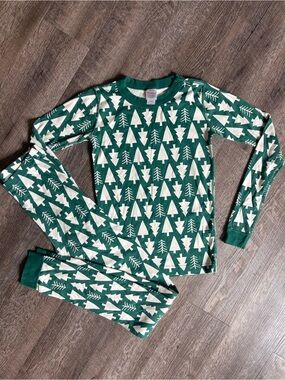 Hanna Andersson organic cotton pj set wintergreen trees